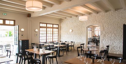 Restaurant des Bains à Boyardville