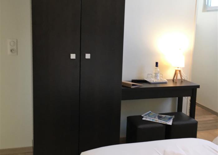 Chambre twin côté cour Boyardville Oléron